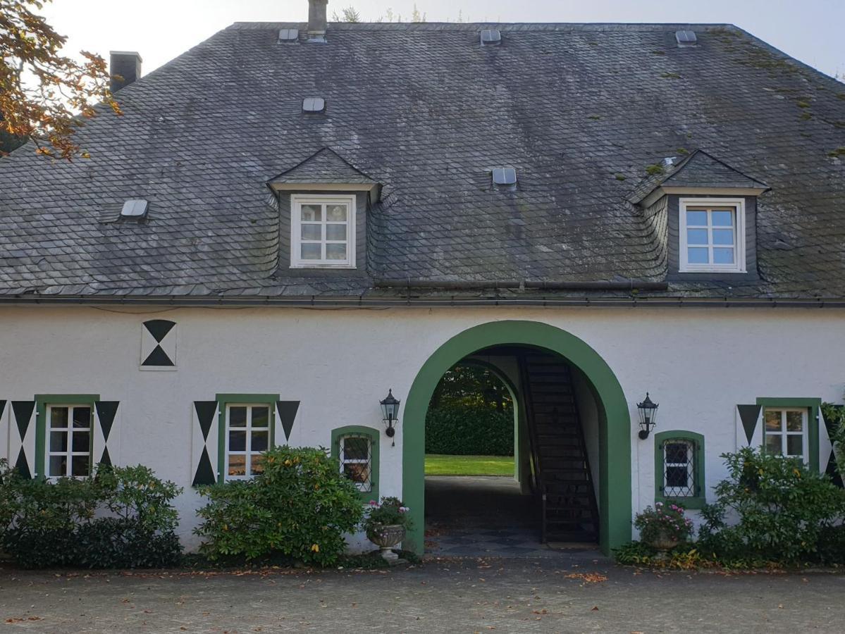 Das Torhaus Im Schloss Schellenstein Olsberg Exterior foto